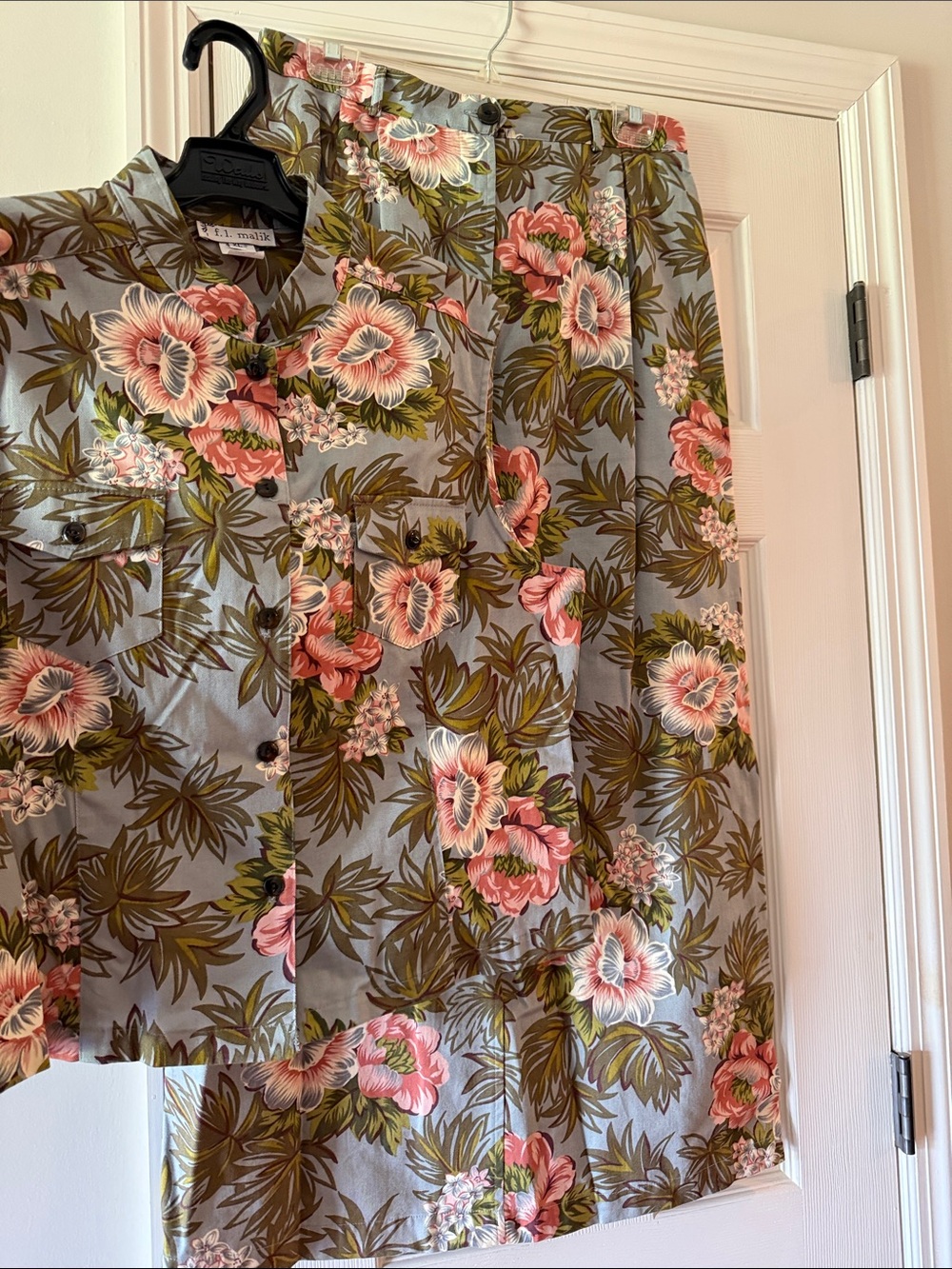 Floral Two-Piece Skirt Set in Gray and Pink